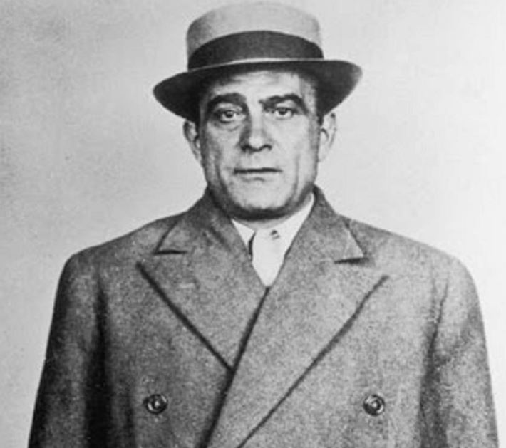 Read more about the article The Untouchable Vito Genovese: Wartime Schemes and Mafia Dreams